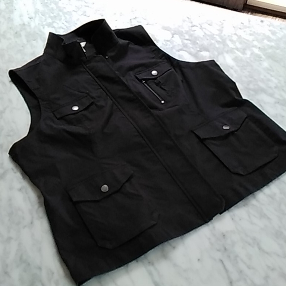 Nylon vest - Picture 1 of 3